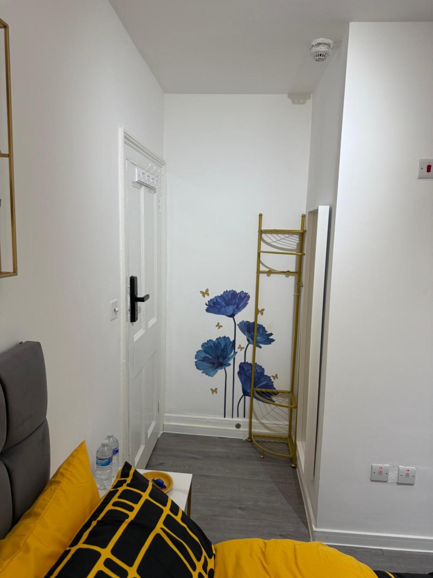 Alloggio in famiglia Luxury In Victoria, 7 Minutes Walk To Victoria Station, 7 *