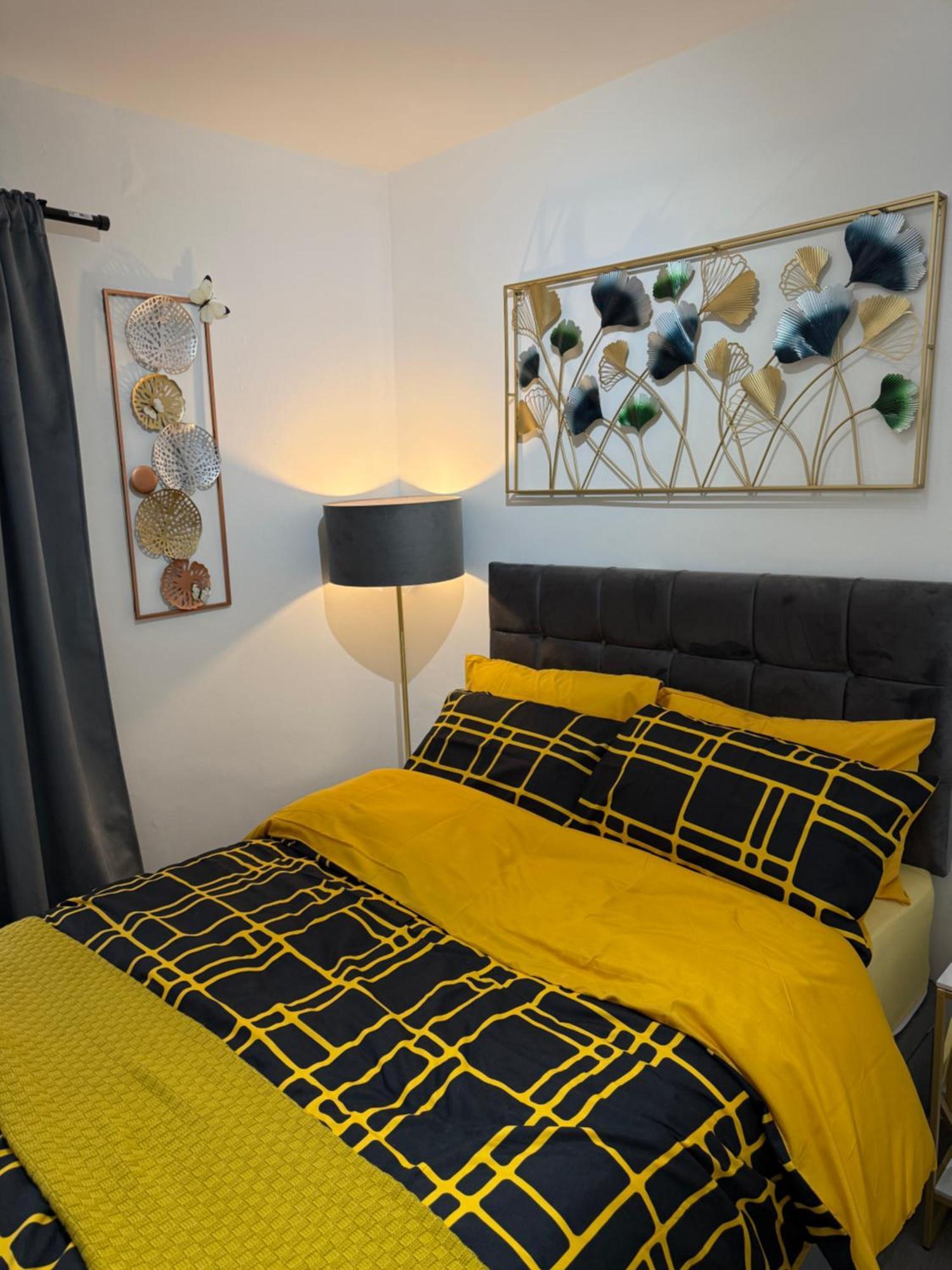 Luxury In Victoria, 7 Minutes Walk To Victoria Station, 7 Alloggio in famiglia Londra